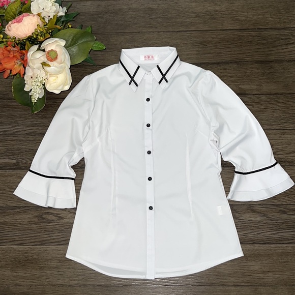 Qi Li Ya woman’s white blouse NWOT - Picture 6 of 16